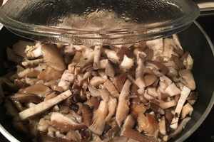 Сколько варить грибы вешенки