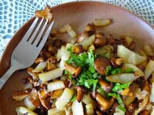 Как пожарить картошку с опятами: рецепт 