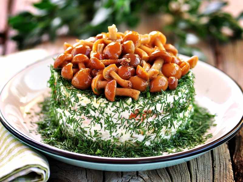 классический рецепт с фото: салат грибное лукошко с опятами фото 9